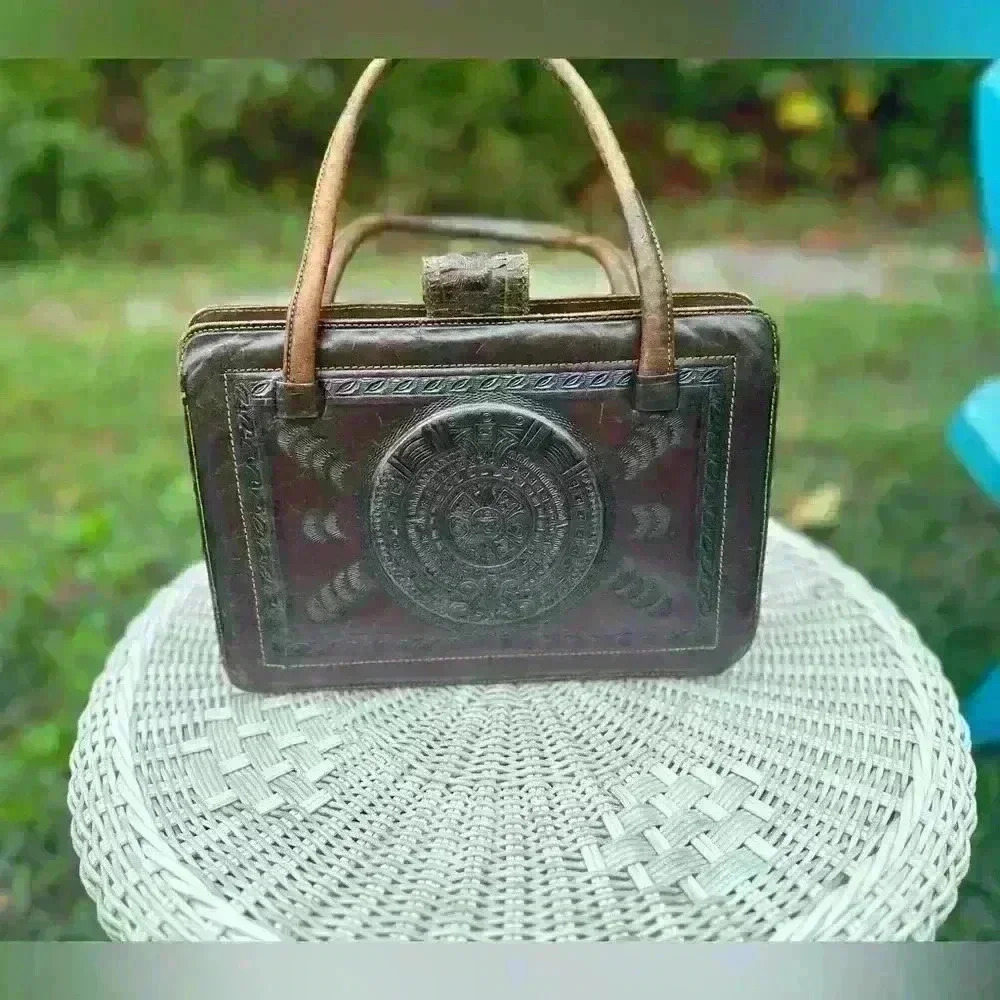Vintage leather bag. Montabur. Hand made in Mexic.  tooled leather. Matador. 3D - Picture 5 of 13